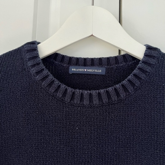 Brandy Melville Stripped Sweater - Picture 4 of 4